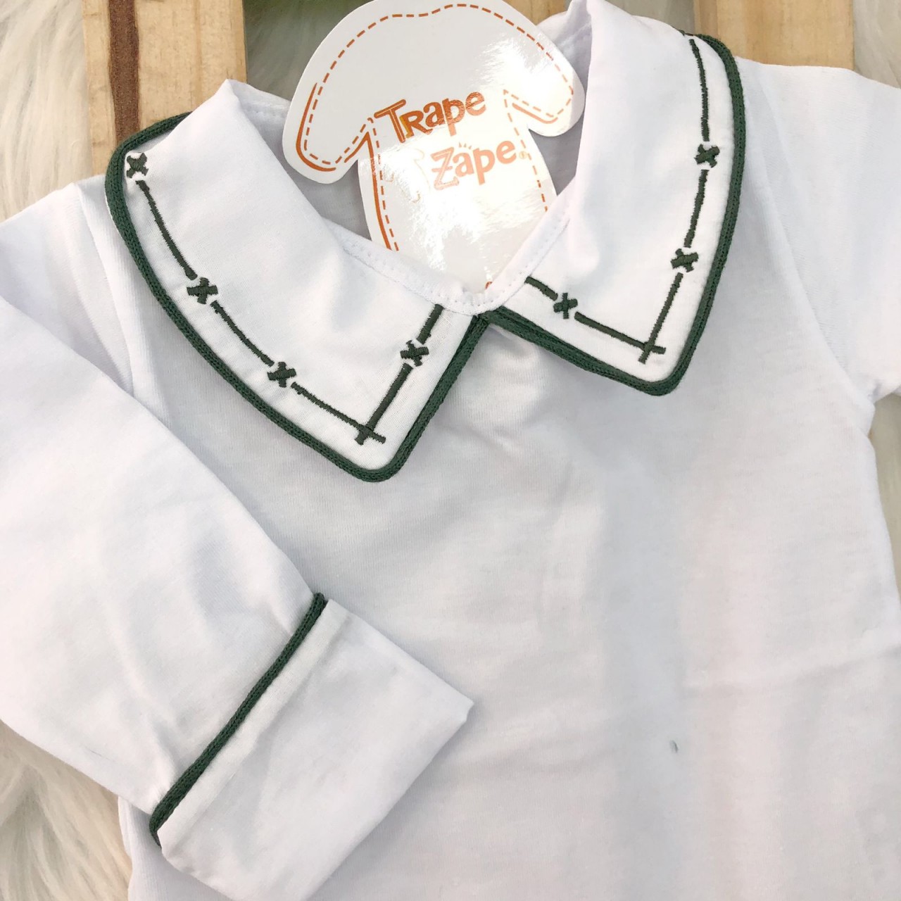   Body gola bordada com viés de linha- X Verde Militar